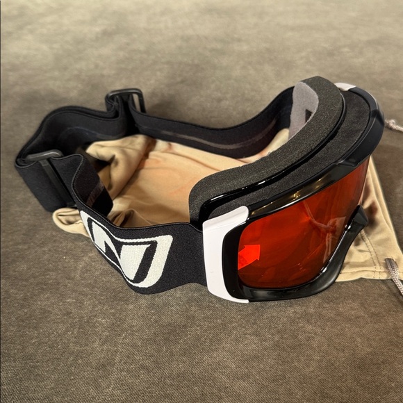 Optic Nerve Crescent Moon Snowboard Ski Goggles 100% UV Protection Anti Fog NEW - Picture 6 of 10